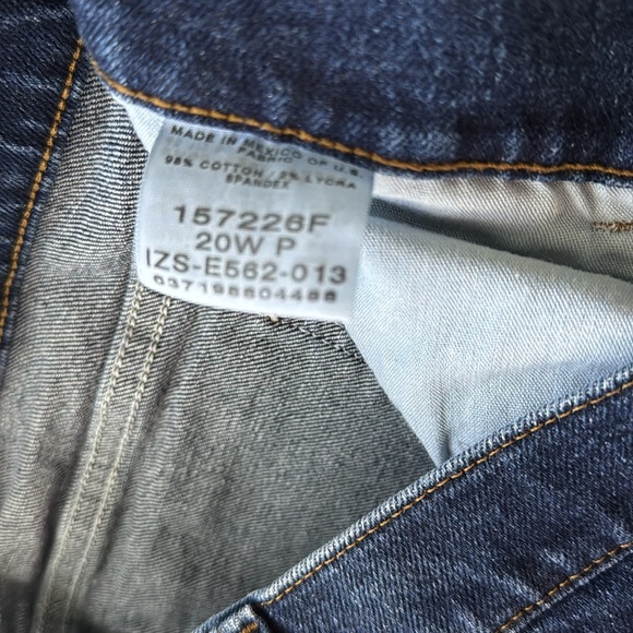 LEE RIDERS - 20W Petite - Very Nice - Picture 4 of 5